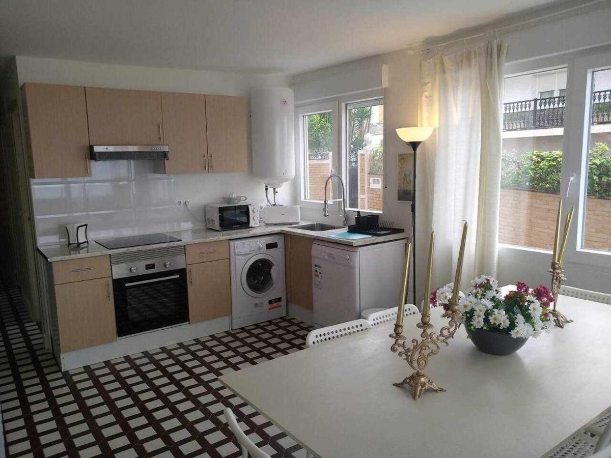 Apartamento Frente Al Mar Playa De Coroso Ribeira Zewnętrze zdjęcie