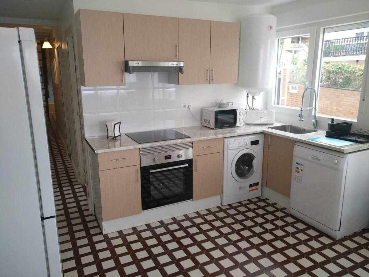 Apartamento Frente Al Mar Playa De Coroso Ribeira Zewnętrze zdjęcie
